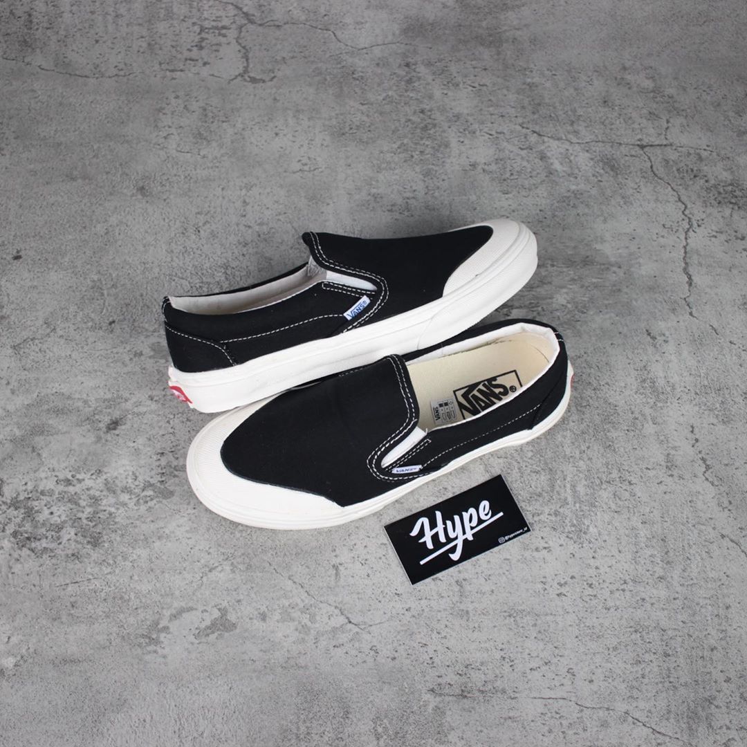 Vans Slip-On Half Moon “Black White” Vans Slip-On Half Moon Black White - Image 1