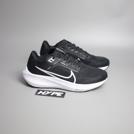 Nike Pegasus 40 Black White