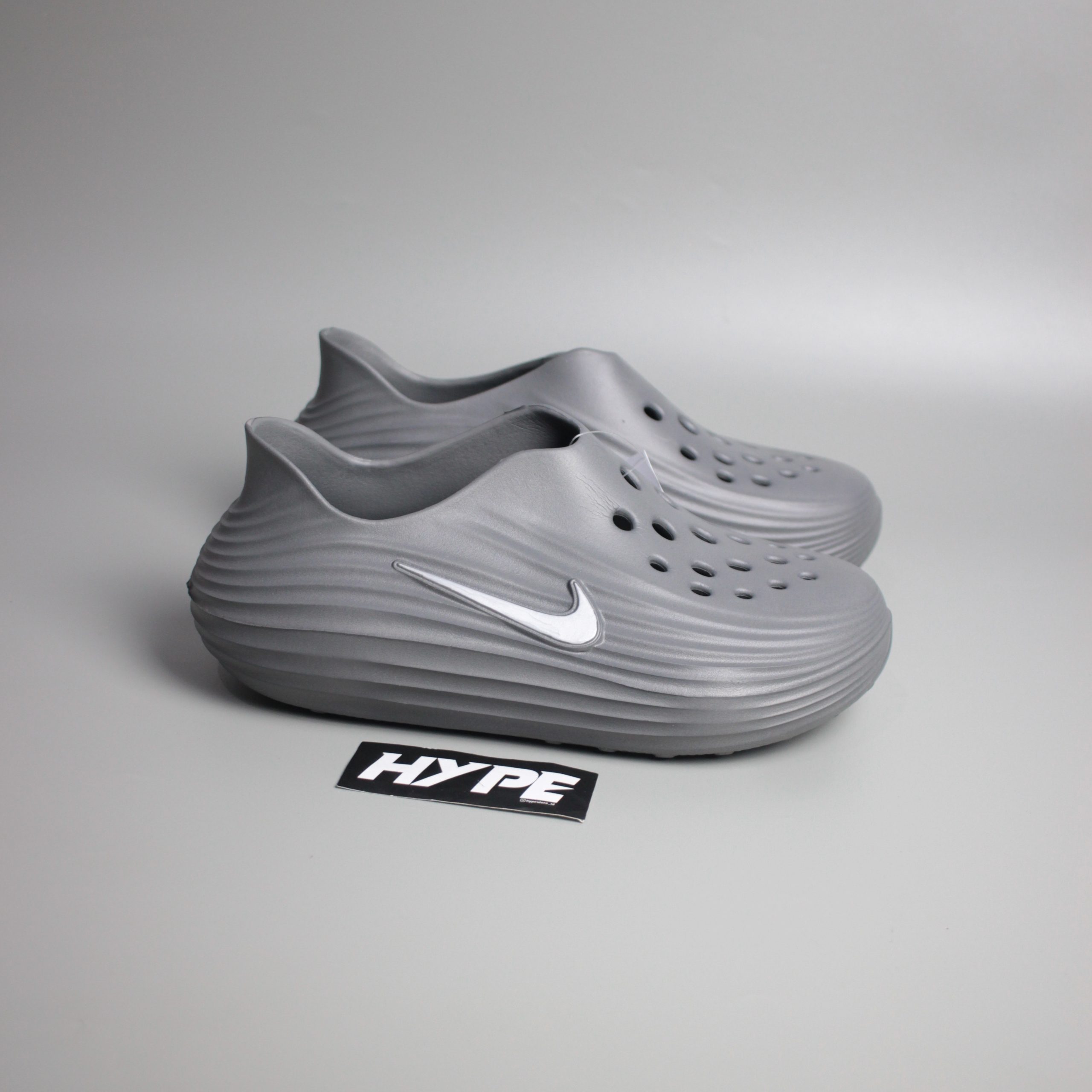 Nike ReactX Rejuven8 Grey Nike ReactX Rejuven8 Grey - Image 1