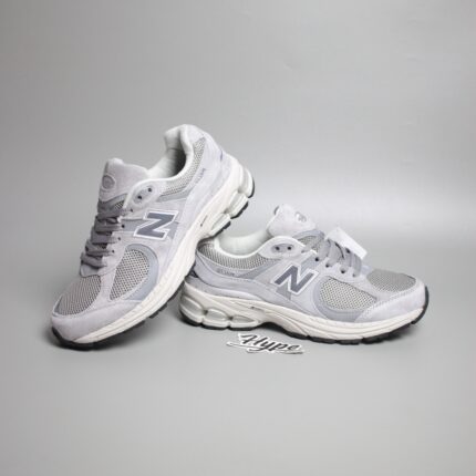 New Balance 2002R Grey