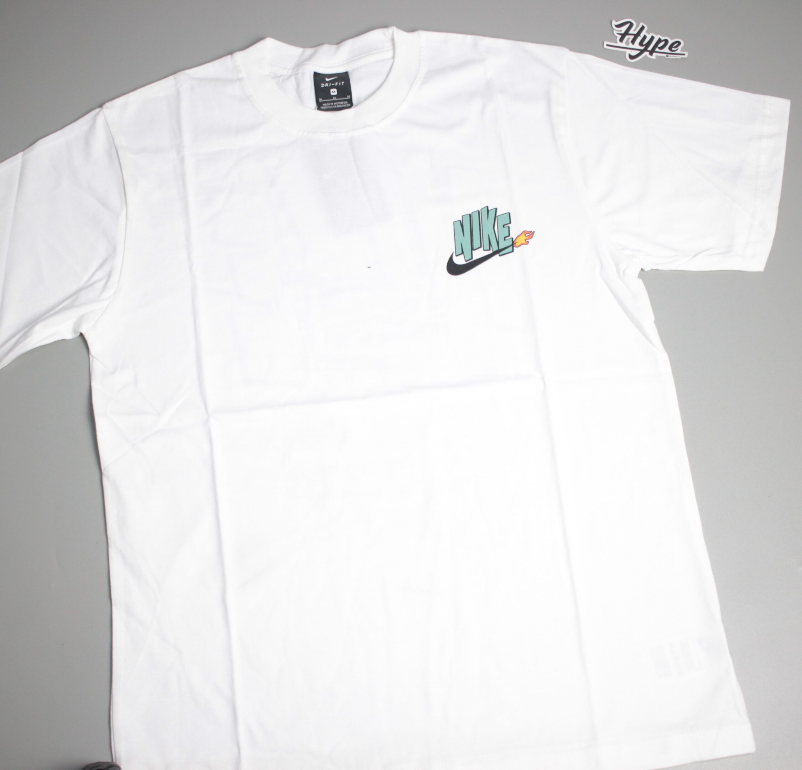 Nike Chilli Tees White Nike Chilli Tees White - Image 1