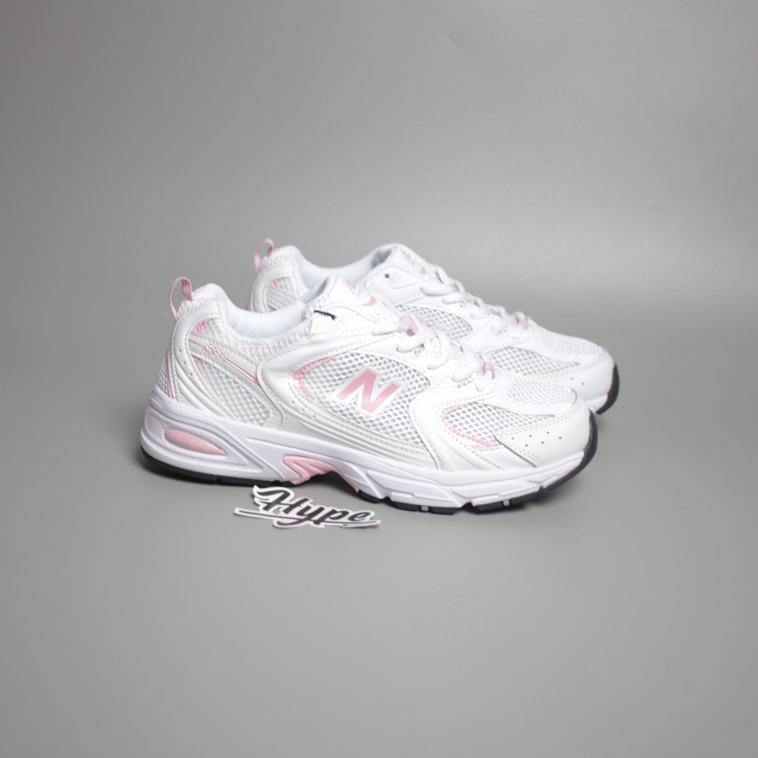 New Balance 530 White Pink New Balance 530 White Pink - Image 1