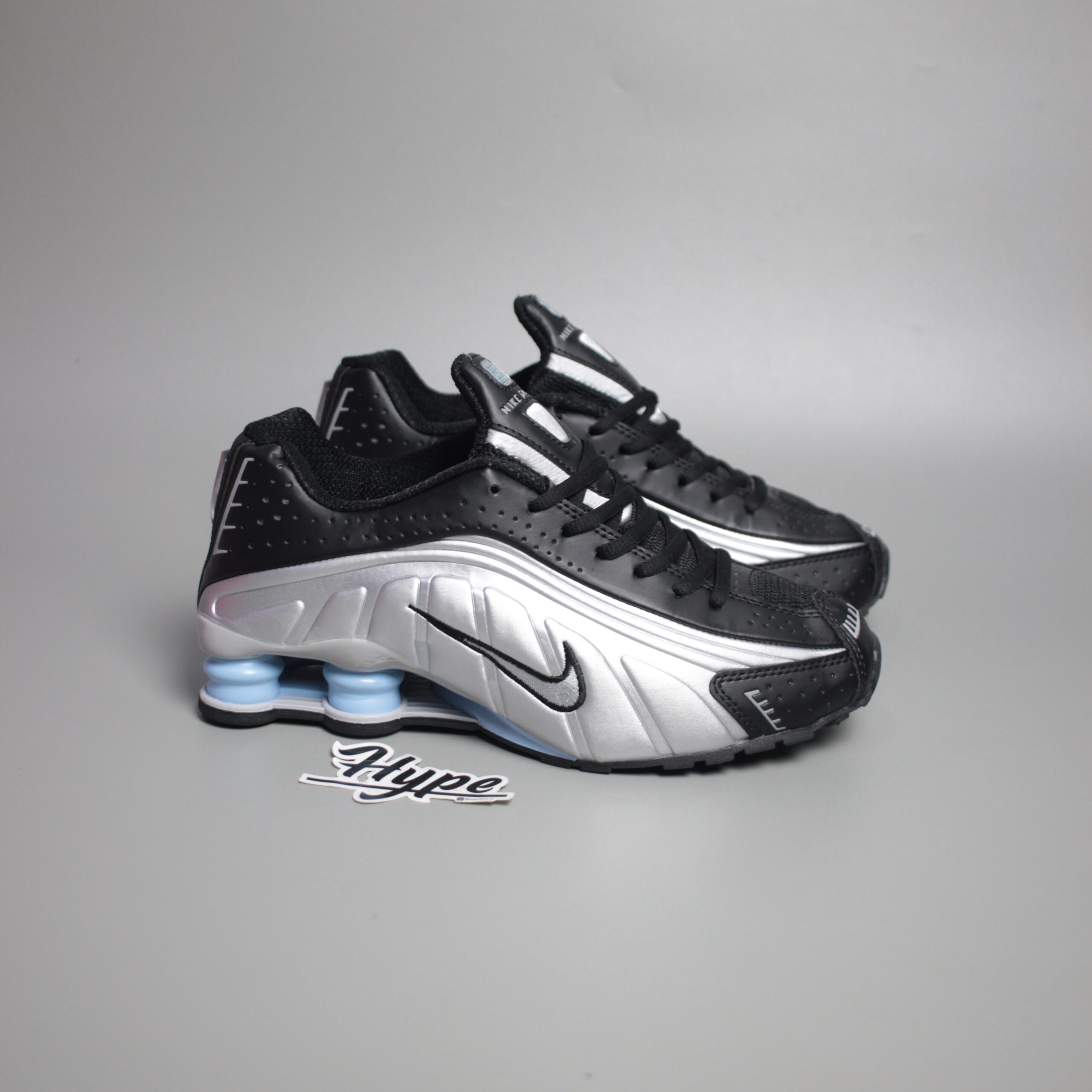 Nike Shox R4 Metallic Silver Psychic Blue Nike Shox R4 Metallic Silver Psychic Blue - Image 1